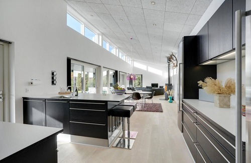 Bork Havn House | Awesome home in Hemmet with WiFi