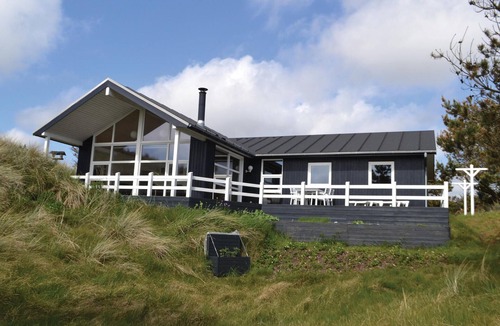 Henne Strand House | Awesome home in Henne with sauna