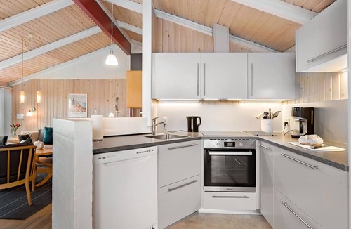 Hjørring House | Awesome home in Hjørring with sauna