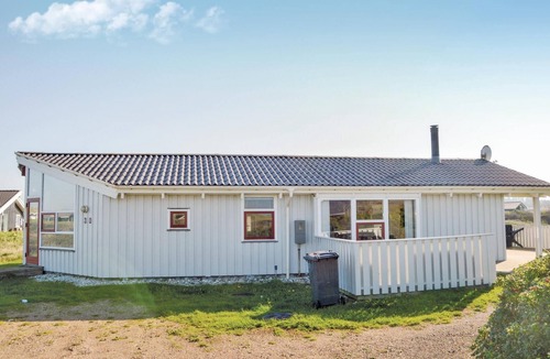 Hjørring House | Awesome home in Hjørring with sauna