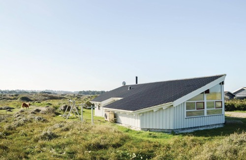 Hjørring House | Awesome home in Hjørring with sauna