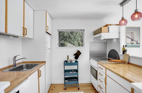 Hobro House | Awesome home in Hobro with kitchen