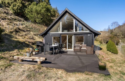 Hobro House | Awesome home in Hobro with kitchen