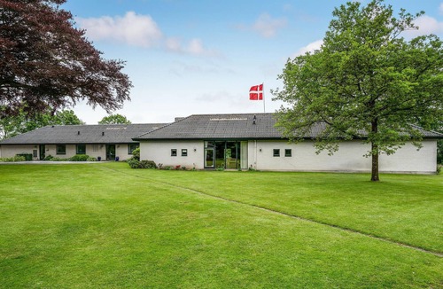 Holstebro House | Awesome home in Holstebro with kitchen