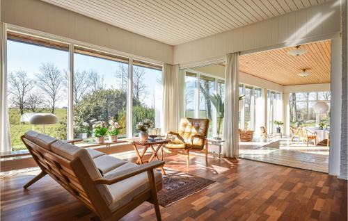 Holstebro House | Awesome Home In Holstebro With Kitchen