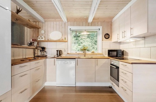 Hovborg House | Awesome home in Hovborg with WiFi