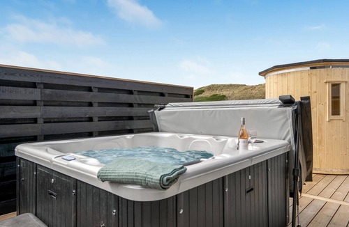 Bjerregard Strand House | Awesome home in Hvide Sande with sauna