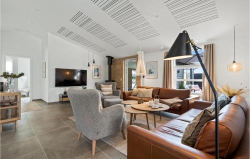 Bjerregard Strand House | Awesome Home In Hvide Sande With Sauna