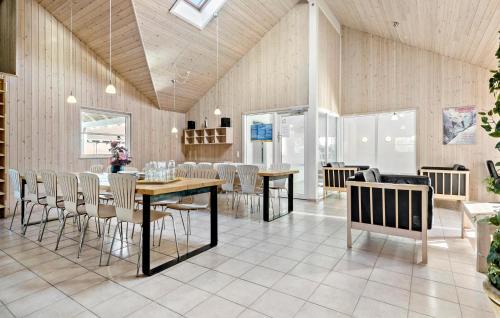 Idestrup House | Awesome Home In Idestrup With Wifi