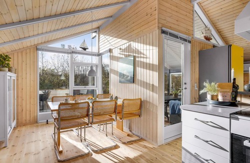 Pøt Strandby House | Awesome home in Juelsminde with kitchen