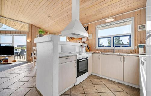 Pøt Strandby House | Awesome Home In Juelsminde With Kitchen