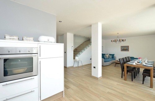 Kakma House | Awesome home in Kakma