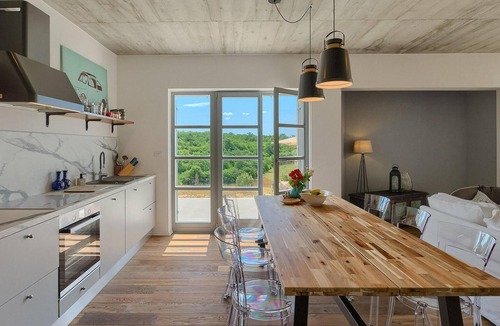 Kurili House | Awesome home in Kanfanar with sauna