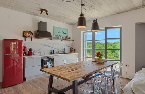 Kurili House | Awesome home in Kanfanar with sauna