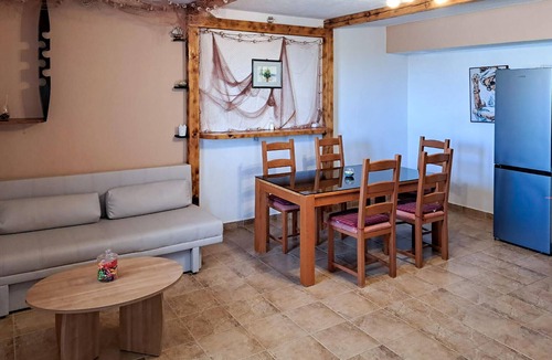 Dvornica House | Awesome home in Kanica