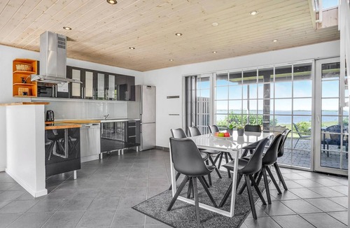 Knebel House | Awesome home in Knebel with sauna