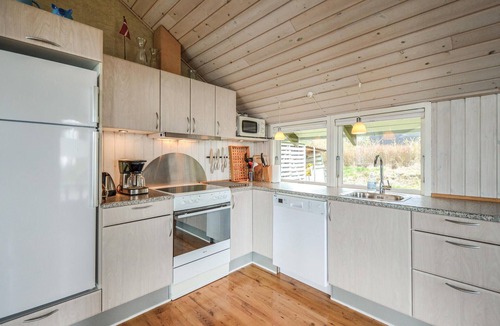 Knebel House | Awesome home in Knebel with kitchen