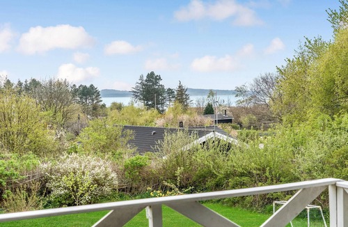 Knebel House | Awesome home in Knebel with sauna