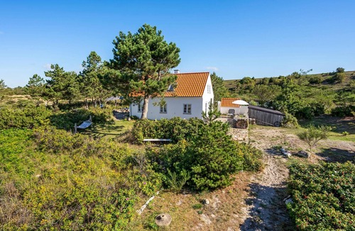 Knebel House | Awesome home in Knebel with kitchen