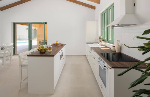 Kringa House | Awesome home in Kringa with private swimming pool, can be inside or outside