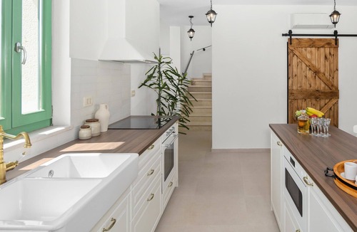 Kringa House | Awesome home in Kringa with private swimming pool, can be inside or outside