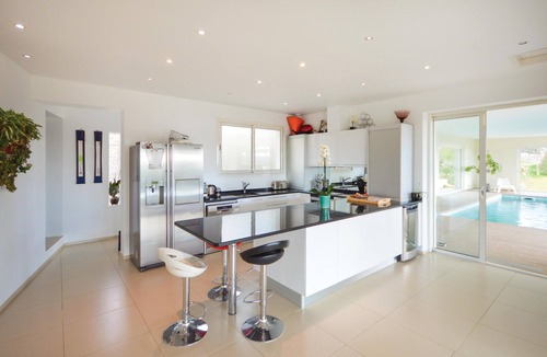 La Gaude House | Awesome home in La Gaude with kitchen