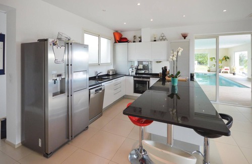 La Gaude House | Awesome home in La Gaude with kitchen