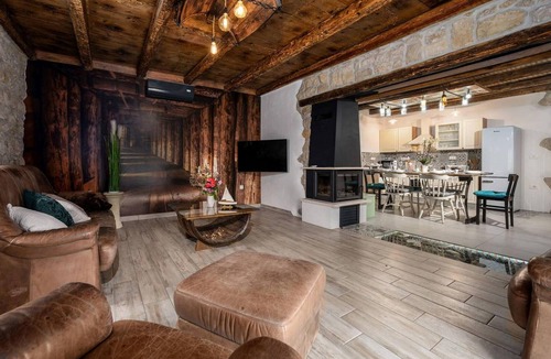 Ripenda Verbanci House | Awesome home in Labin with WiFi