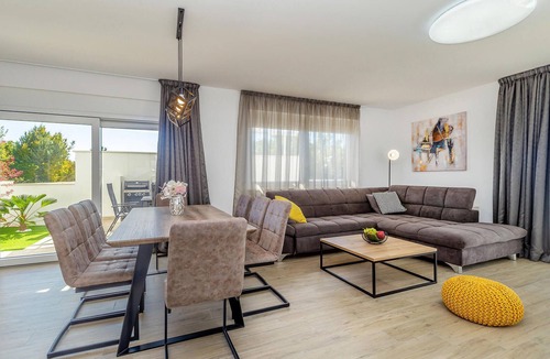 Linardici House | Awesome home in Linardici