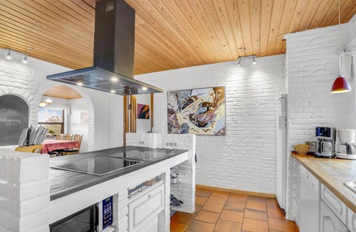 Logstrup House | Awesome home in Løgstrup with sauna