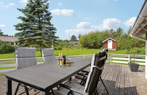 Grønhøj House | Awesome home in Løkken with WiFi