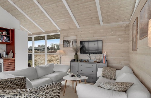 Hvorup Klit House | Awesome home in Løkken with WiFi