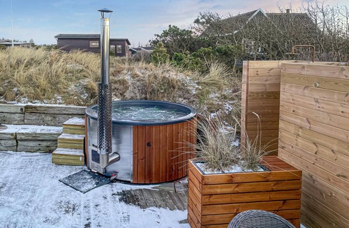 Hvorup Klit House | Awesome home in Løkken with sauna