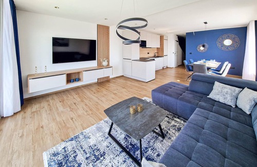 Mandre House | Awesome home in Mandre