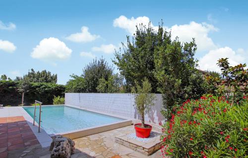 Meyzieu Nord Ouest House | Awesome Home In Meyzieu