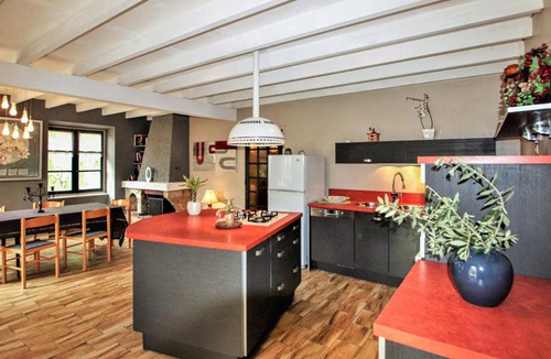Montoison House | Awesome home in Montoison with WiFi