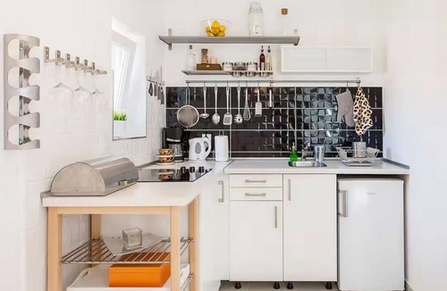 Mravince House | Awesome home in Mravince