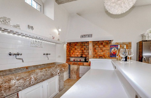Prat-de-Cest House | Awesome home in Narbonne with private swimming pool, can be inside or outside