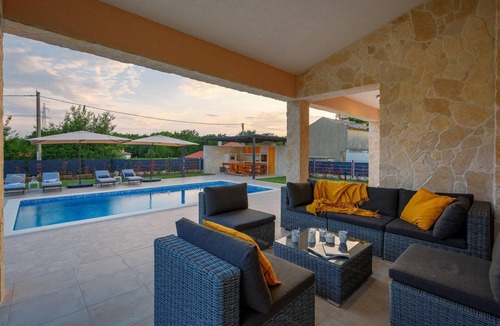 Nedescina House | Awesome home in Nedescina