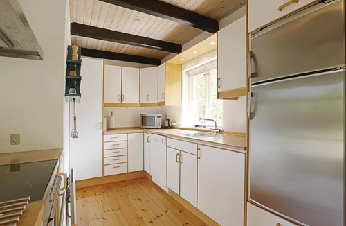 Bedegaard House | Awesome home in Nexø with WiFi