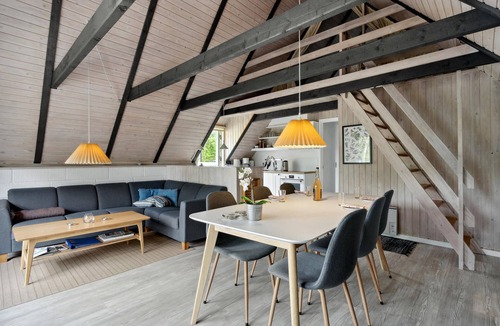 Houstrup House | Awesome home in Nørre Nebel with WiFi