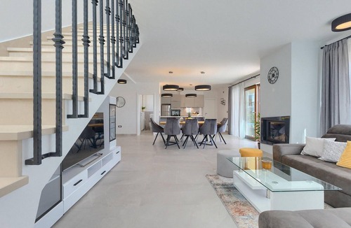 Tar House | Awesome home in Novigrad