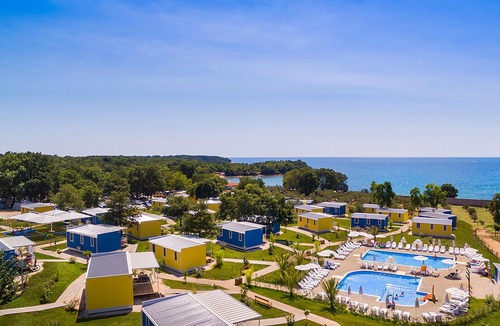 Mareda House | Awesome home in Novigrad with swimming pool