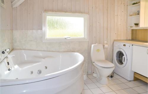 Jegum House | Awesome Home In Oksbøl With Sauna