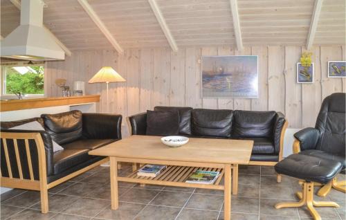 Jegum House | Awesome Home In Oksbøl With Sauna