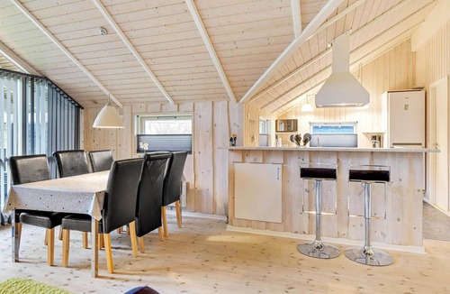 Jegum House | Awesome home in Oksbøl with sauna