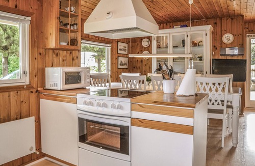 Jegum House | Awesome home in Oksbøl with sauna