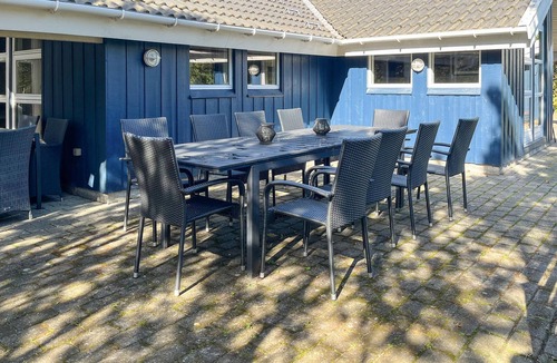 Jegum House | Awesome home in Oksbøl with sauna