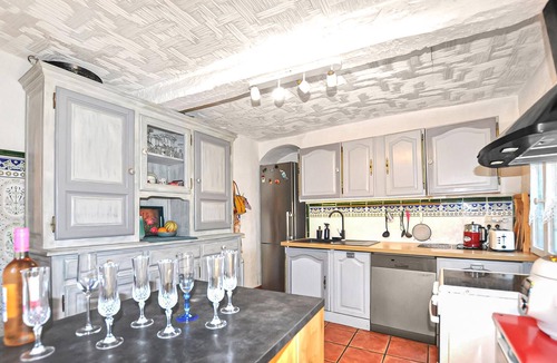 Oms House | Awesome home in Oms with WiFi