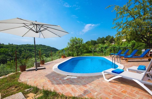 Oprtalj House | Awesome home in Oprtalj